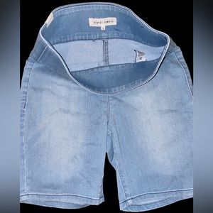 'Almost Famous' Denim Thigh length Shorts Size Small